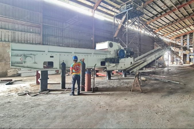 Rębak bębnowy do projektu recyklingu łupin orzechów kokosowych na Filipinach