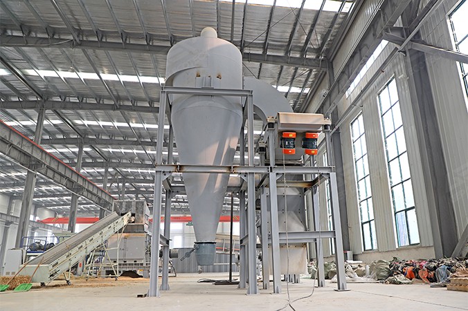 Pionowy przesiewacz powietrzny